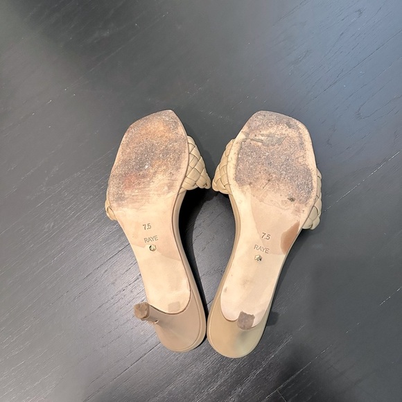 Revolve Raye story heel nude size 7.5 - Picture 12 of 12